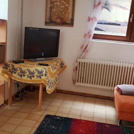 Gemuetliche Wohnung 불 외부 사진