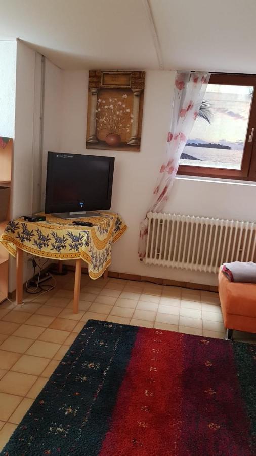 Gemuetliche Wohnung 불 외부 사진