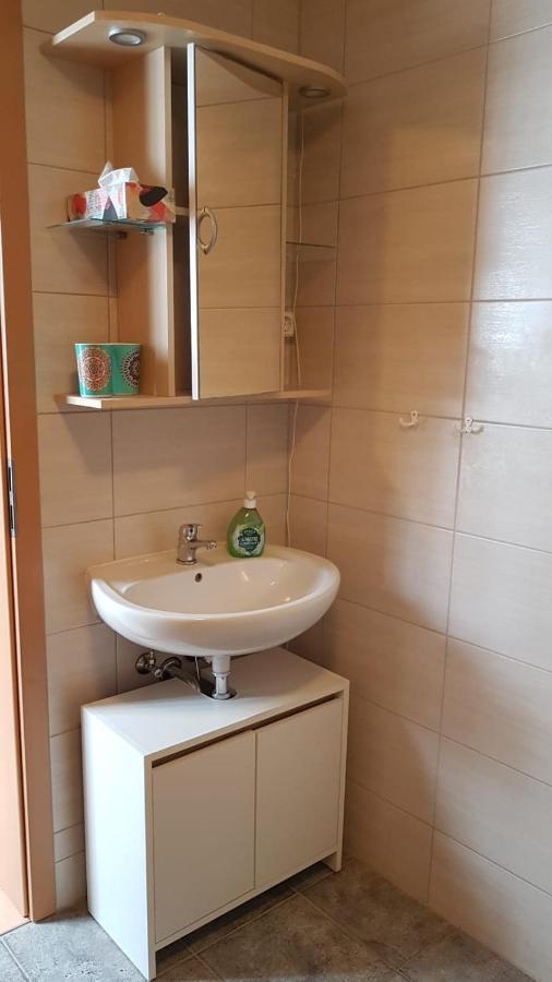 Gemuetliche Wohnung 불 외부 사진